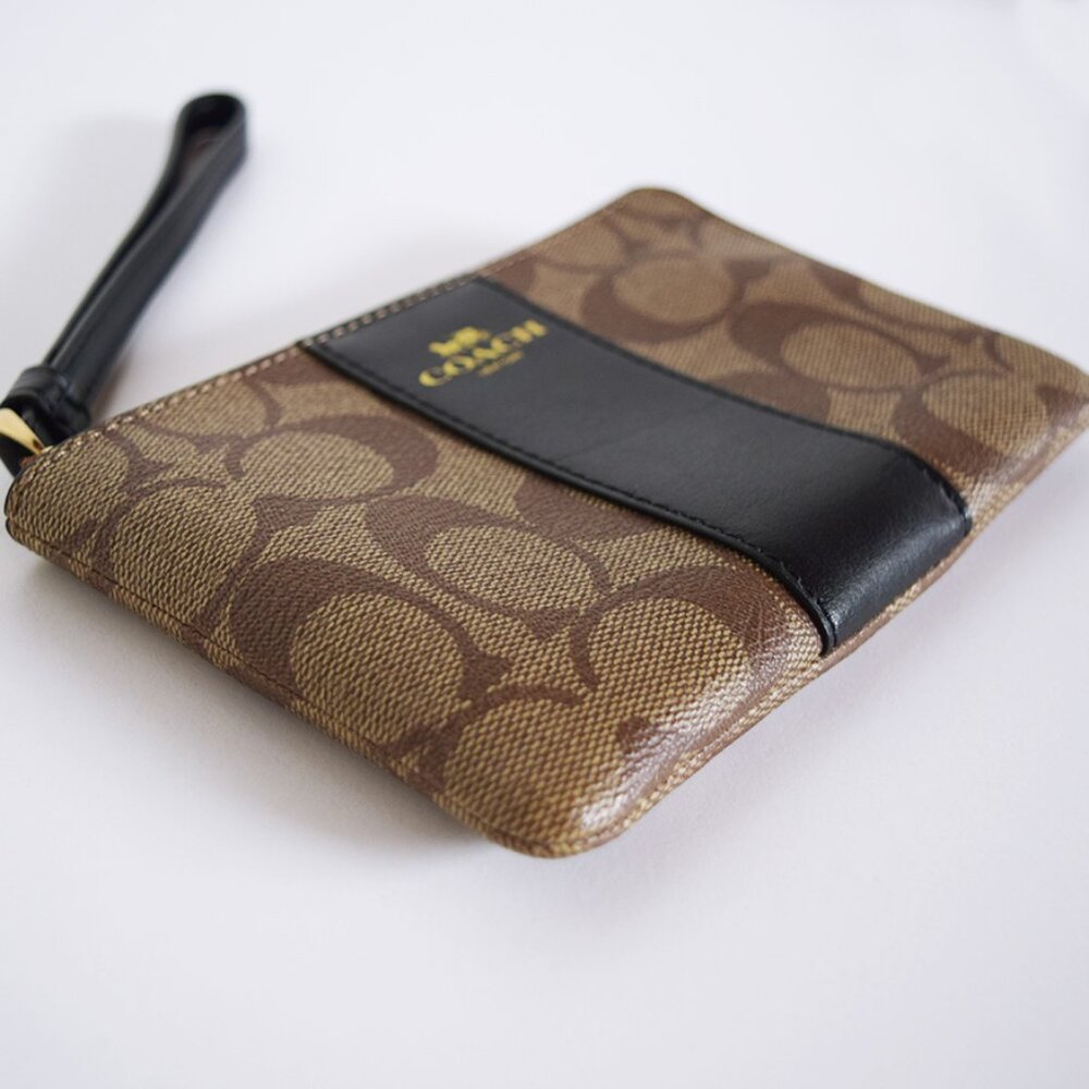 Coach Corner Zip Wristlet In Signature Canvas With Stripe NWOT - Picture 4 of 11